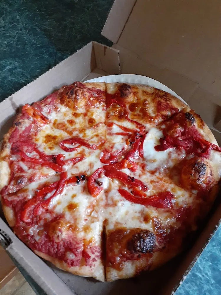 Personal Pizza w Roasted Peppers